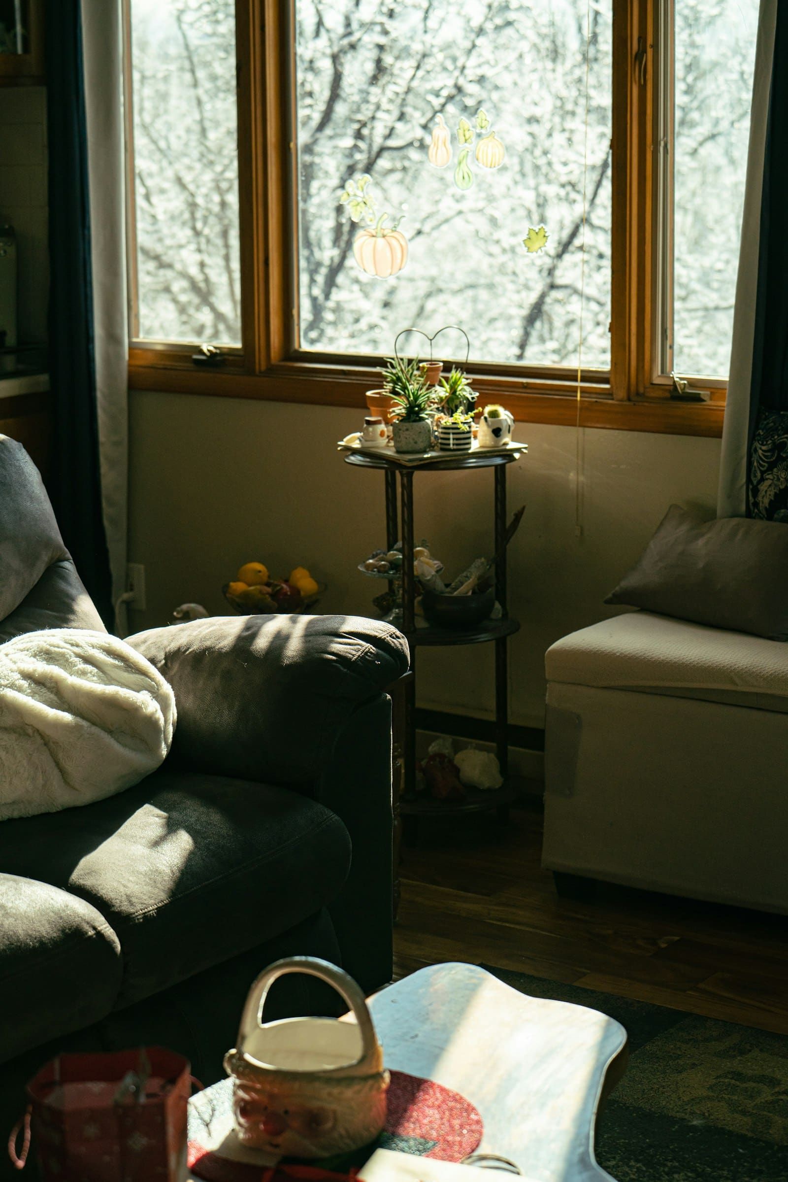 A rainy window with a coffee cup, the cafe atmosphere LifeAt is known for